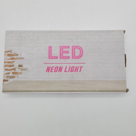 Pink lips Neon Led light - Picture 8 of 10